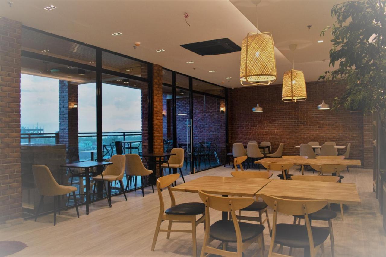 West Prime Hotel 칼바요그 외부 사진
